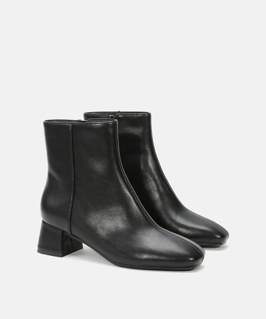 Botines punta cuadrada image number null